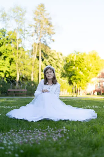 Greg Fotobłysk - Fotograf Komunia, Chrzest, Fotograf Okolicznościowy, Plenerowa, Rodzinna